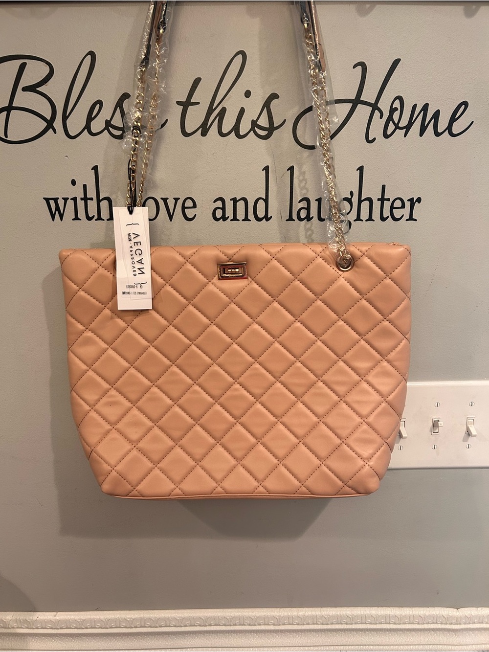 Quilted Chain-Handle Tote in Blush